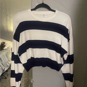 garage cropped long sleeve